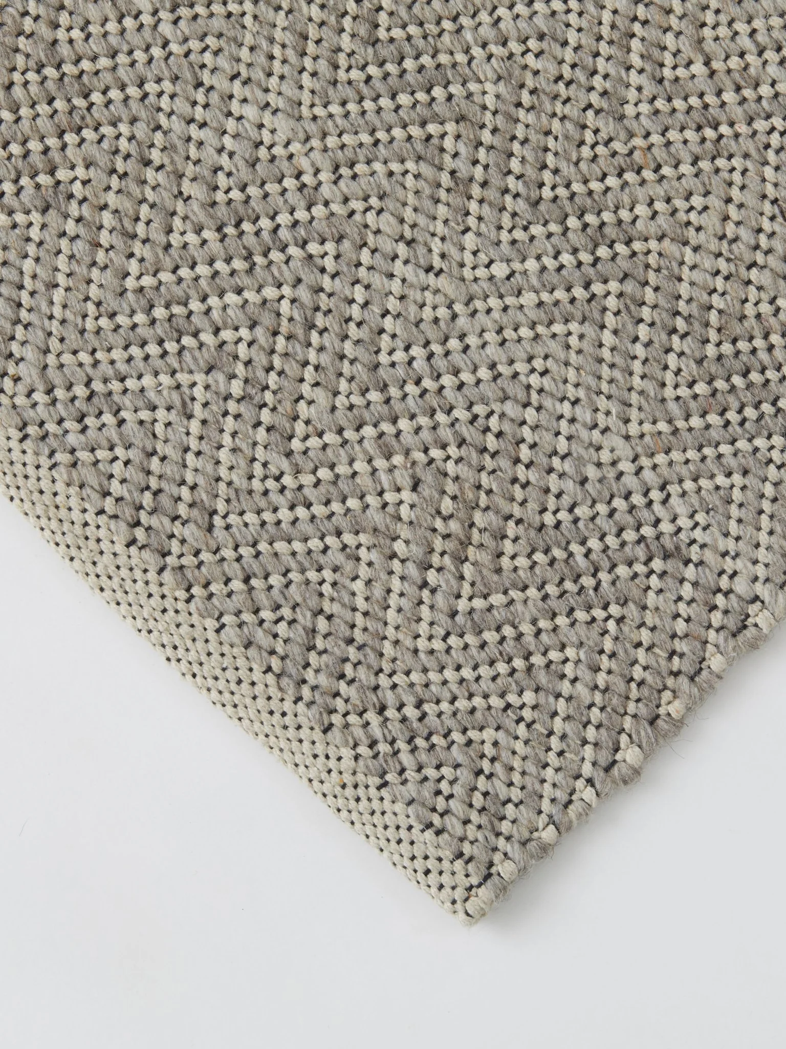 Matterhorn Rug - Basalt - Image 4