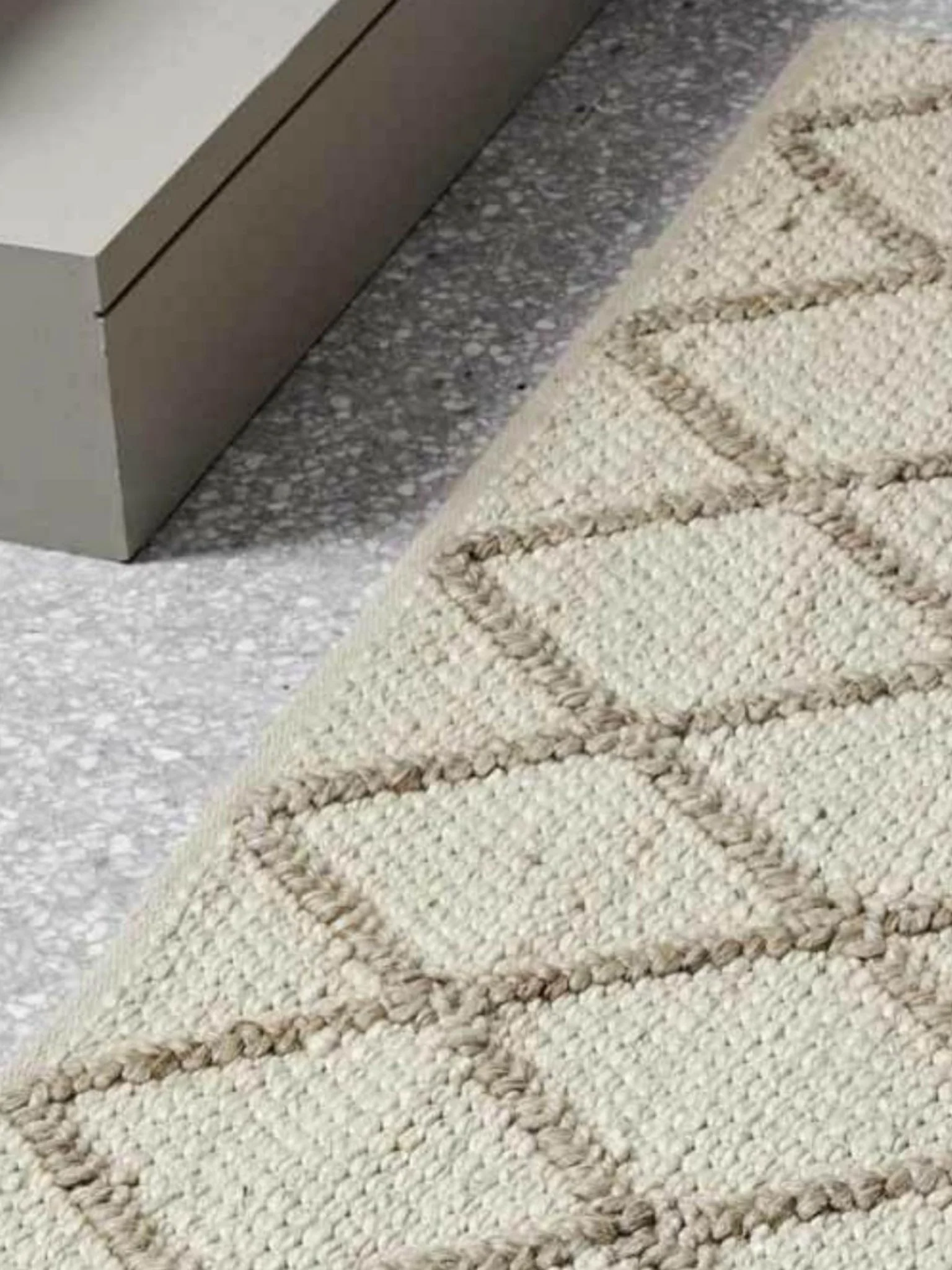 Mitre Rug - Ghost - Image 5