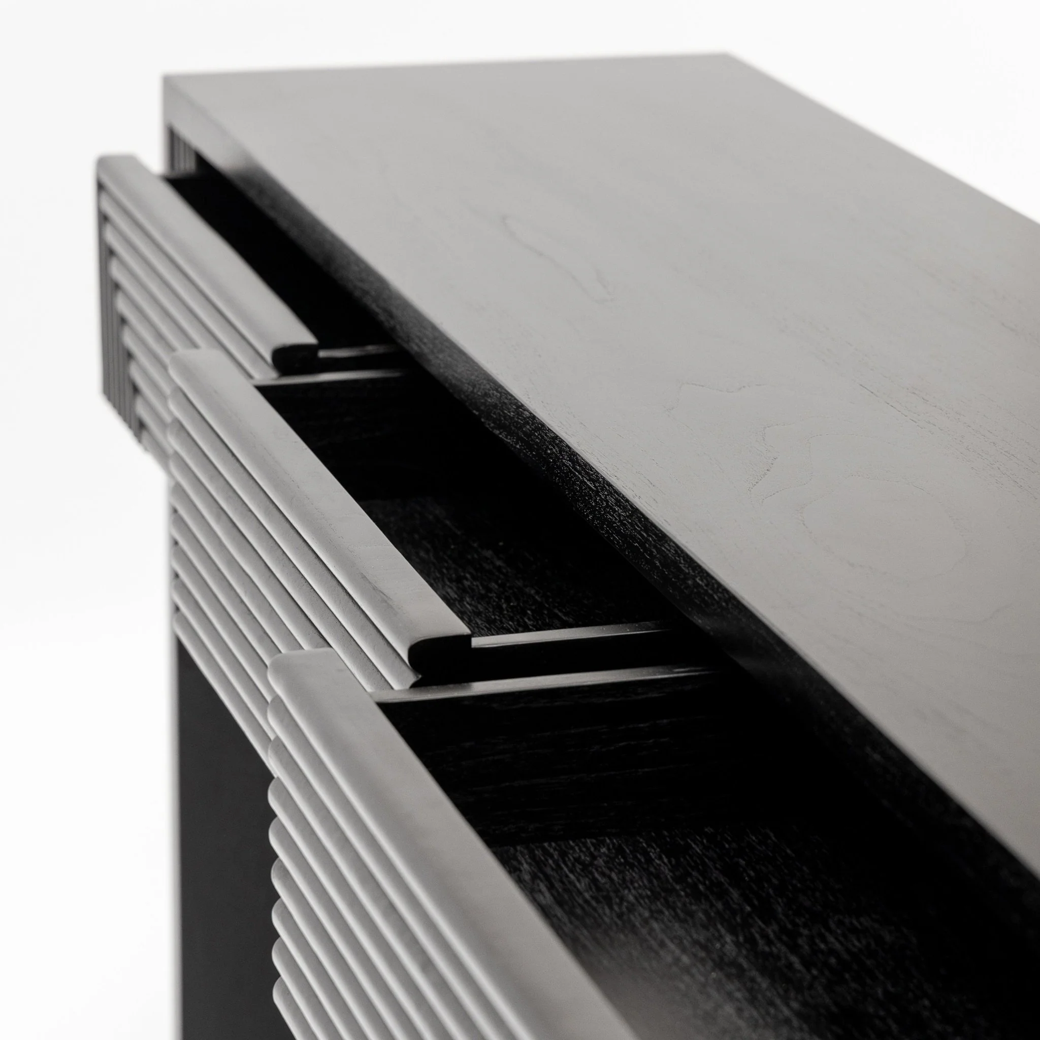 Verona Console - Black - Image 24
