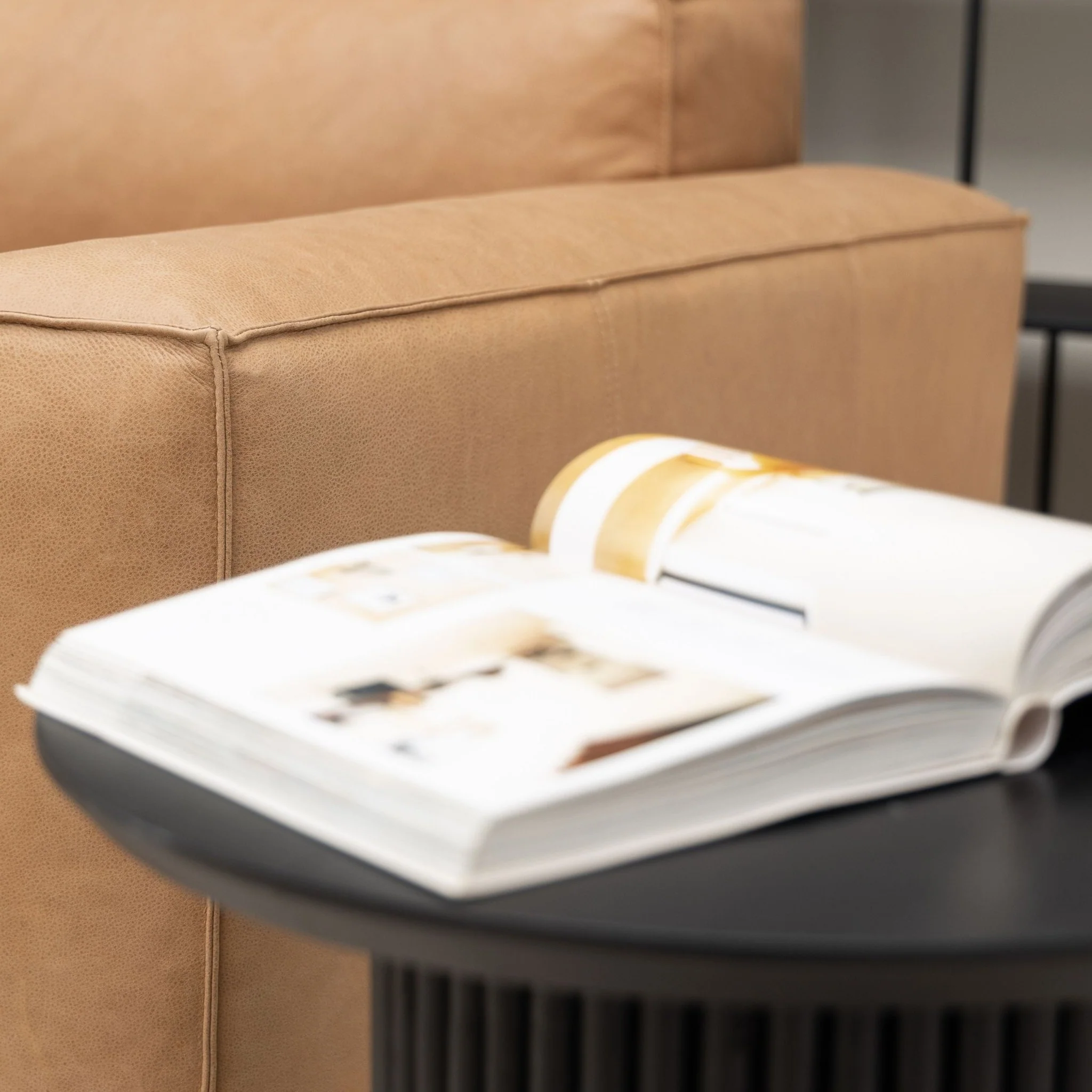 Verona Side Table - Black - Image 8